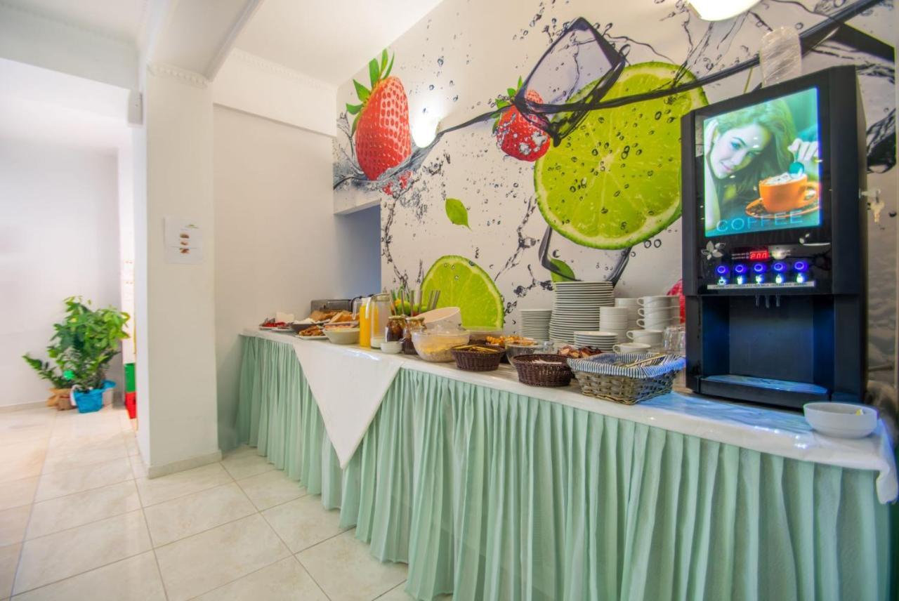 Hotel Emilia ザキントス エクステリア 写真